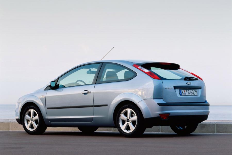  Ford Focus 2005 года  (фото 64 из 116)